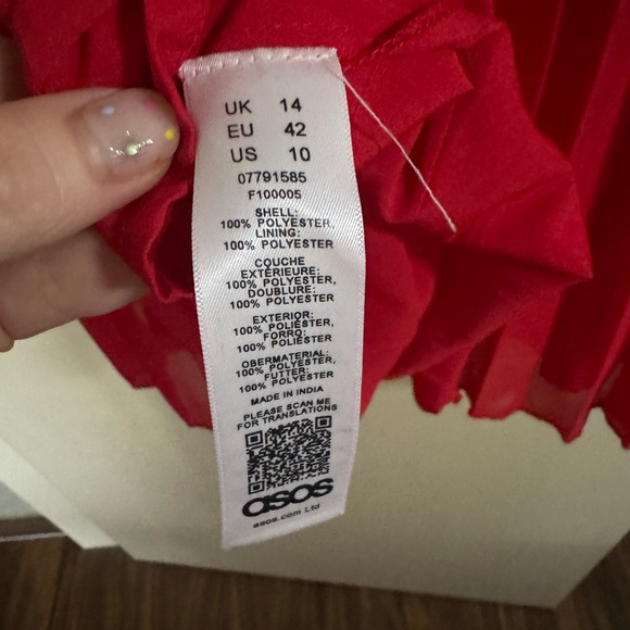 ASOS Vibrant Red Dress - Picture 5 of 5